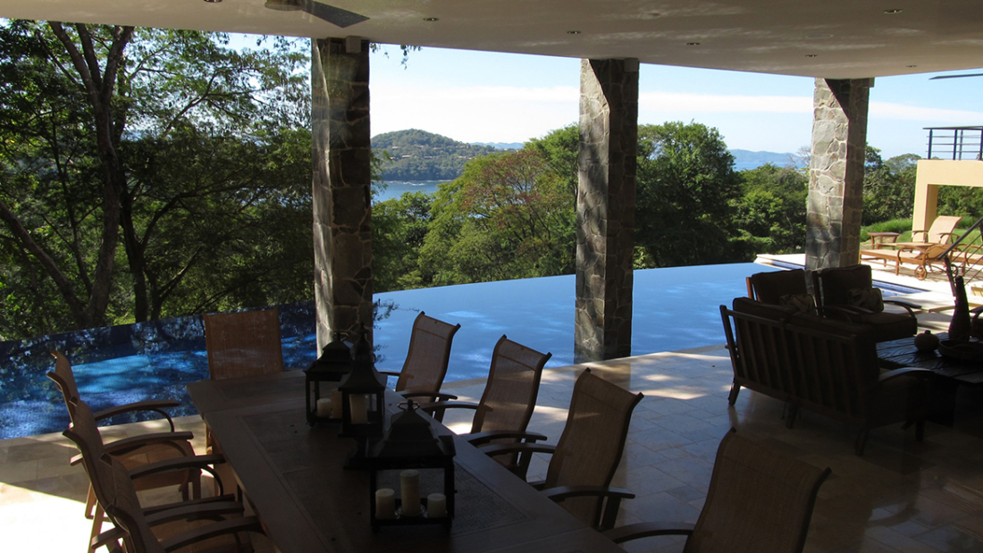 Costa-Rica-Luxury-Home_Sarco-Architects_211-1100x619.jpg