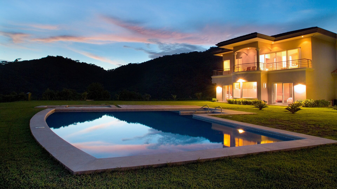 Costa-Rica-Luxury-Homes_Casa-Veranda_Sarco-Architects-Costa-Rica-1-1100x619.jpg